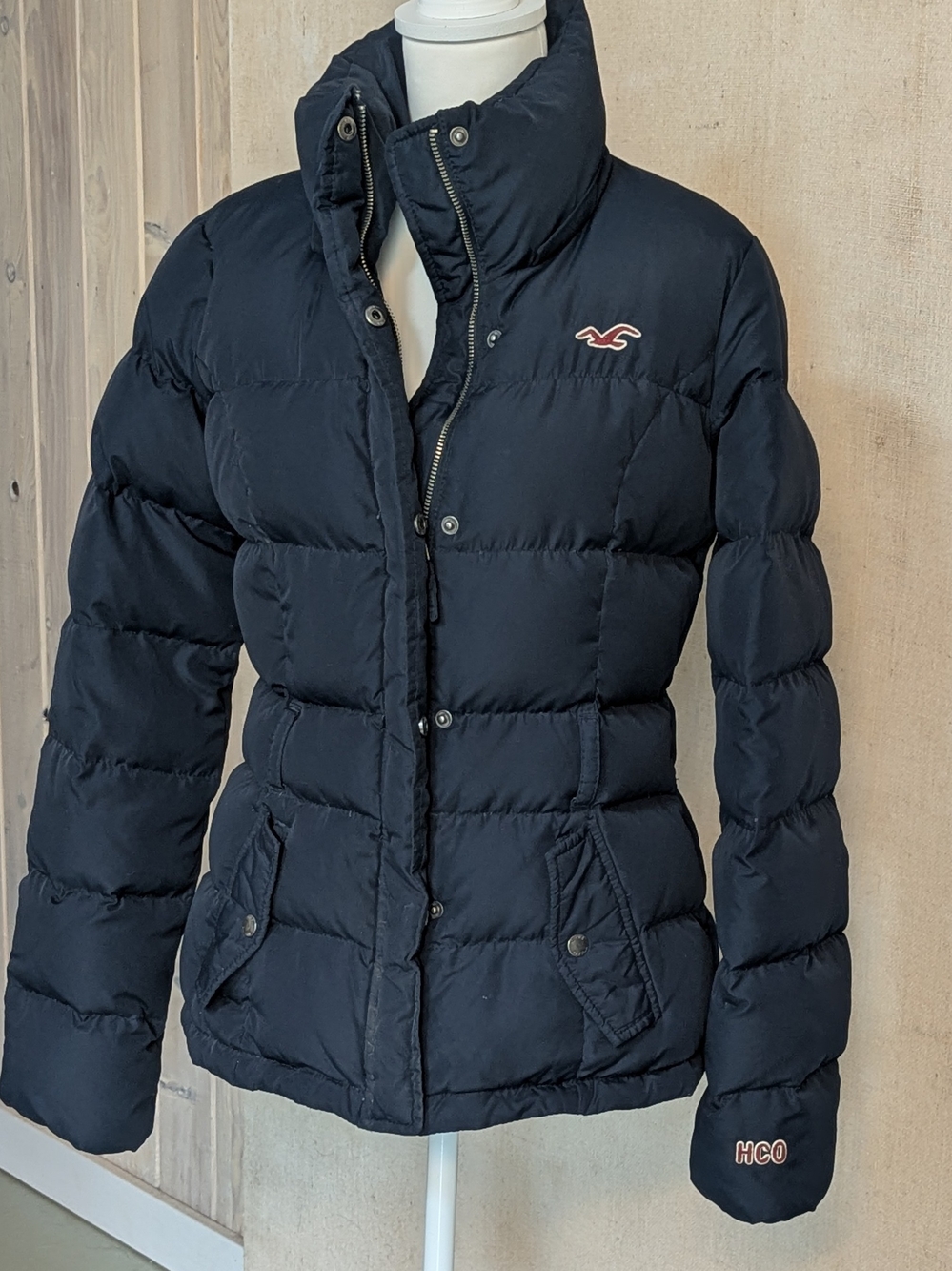 Hollister Women's Navy Puffer Jacket